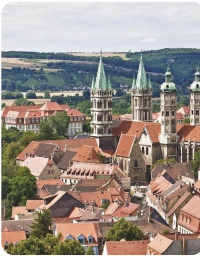 Schoene Neue 4 Zimmer Wohnung Mit Sued-Balkon Bis 8 Personen Naumburg  Exterior photo